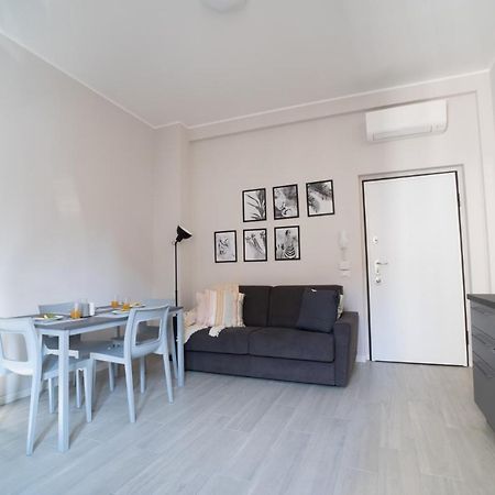 Easylife - Accogliente Residenza A Due Passi Dal Duomo Apartment Milano Exterior foto